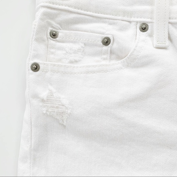 Levi’s Distressed Mid Rise White Denim Jean Short - Picture 8 of 12